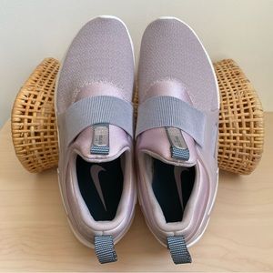 Nike Renew Freedom Pink Lavender Running Walking Sneakers - Women's Size 7.5